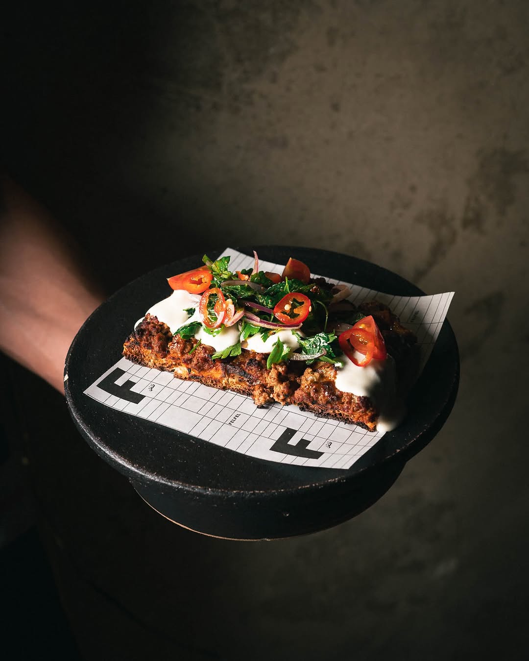 Tomato kefta pinsa