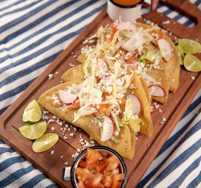 Pura Vida Tacos